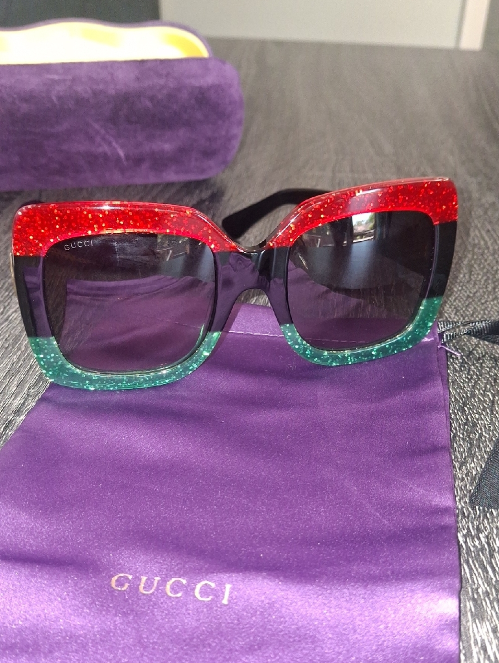 New/ Gucci- Womens Square Black Sunglasses w Red & Green Accents - Picture 2 of 7